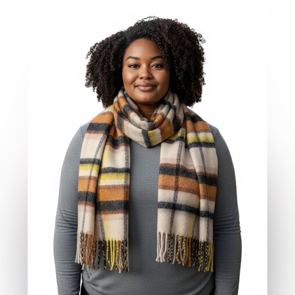 AERIE white black tan yellow plaid fuzzy blanket scarf warm winter neckwear cozy